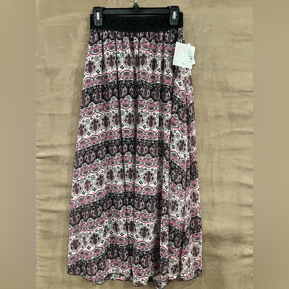LuLaRoe Lucy Maxi Skirt
